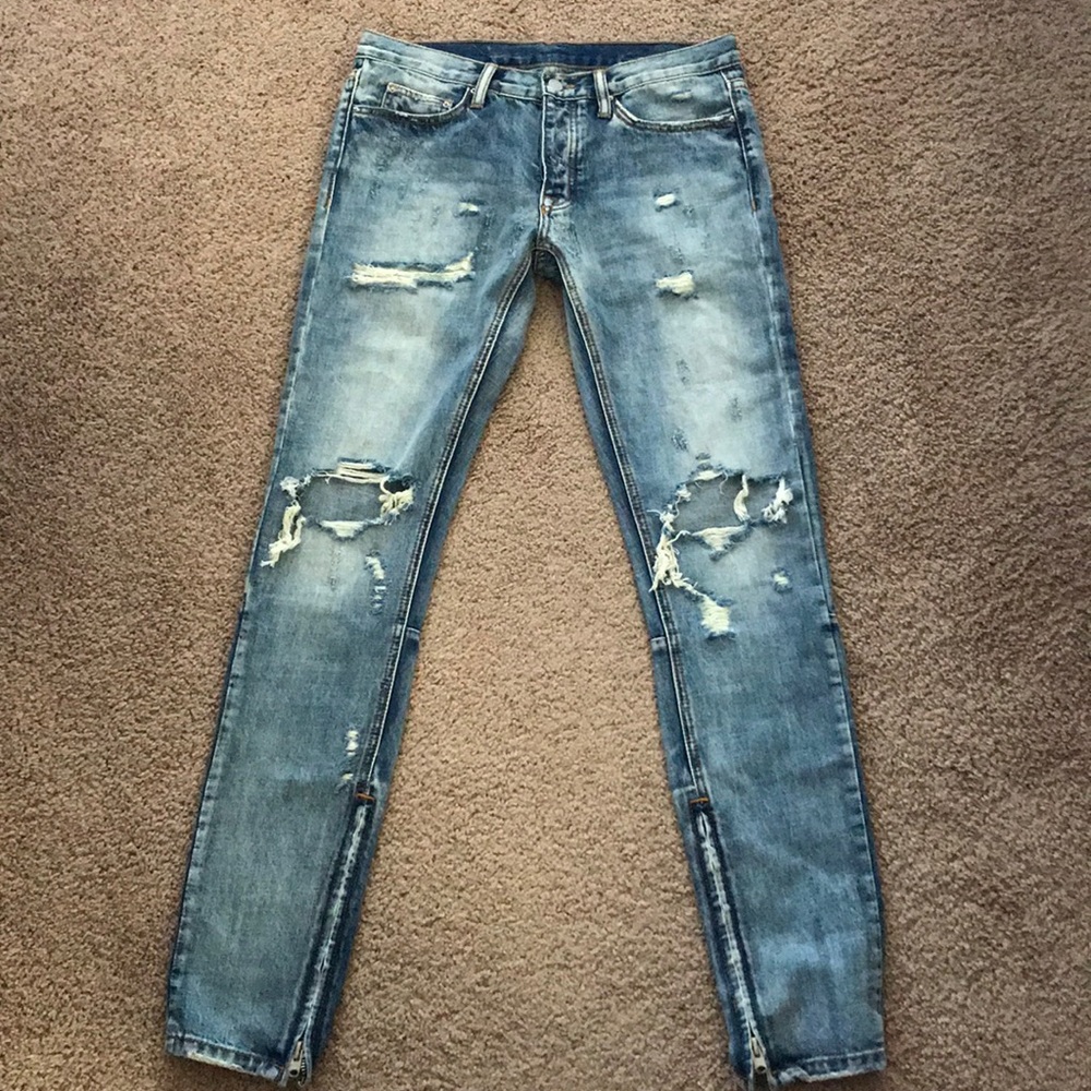 Mnml M1 Blue distressed jeans